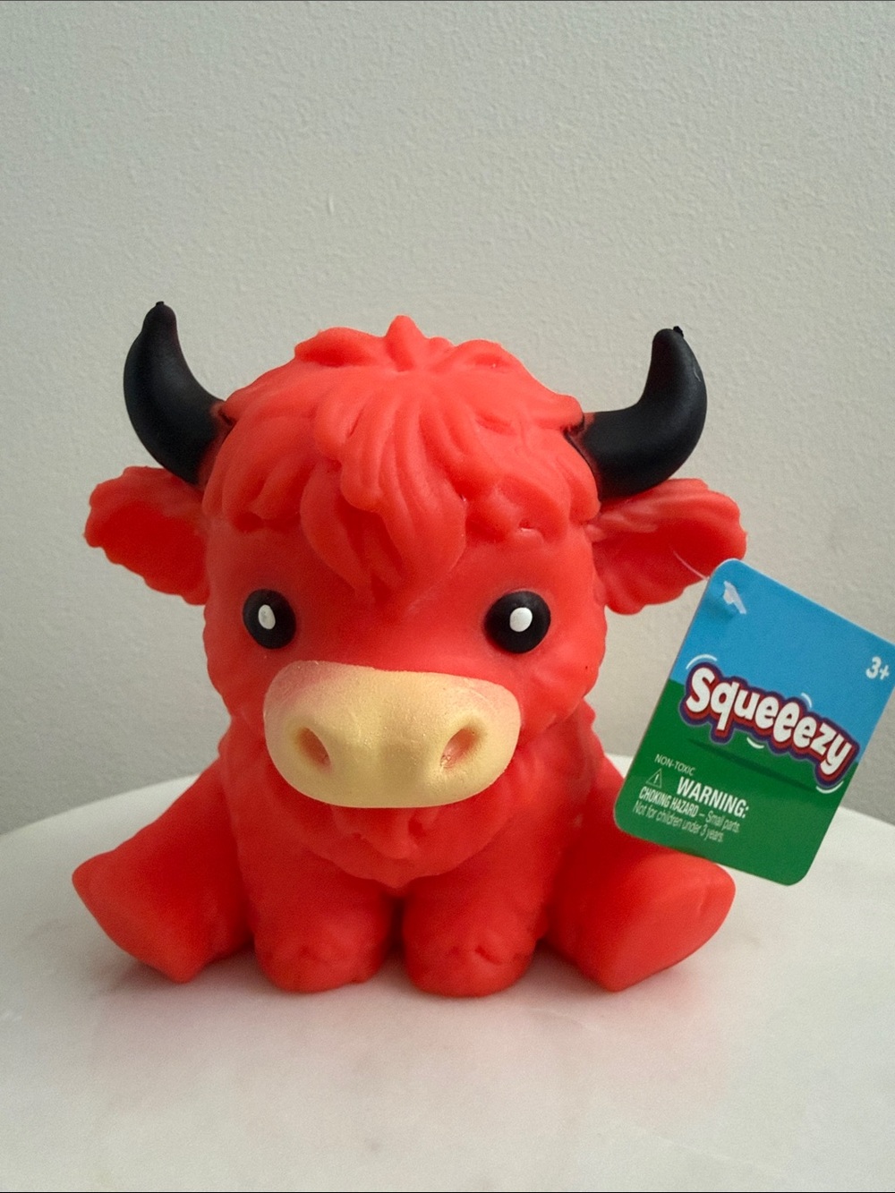 Sunny Days Squeeezy Highland Cow